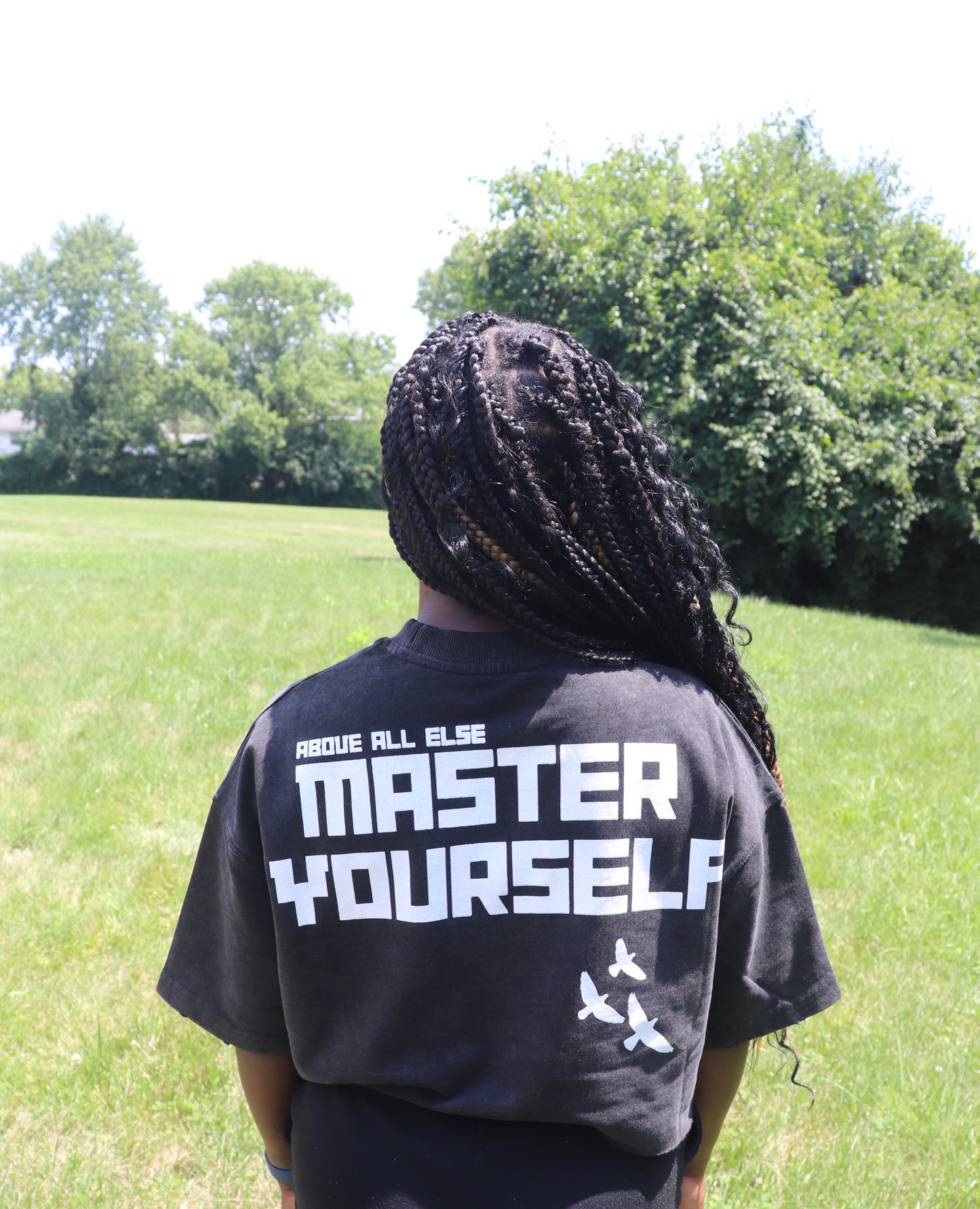 Women’s shadow oversized “Master Yourself” tee (cropped)